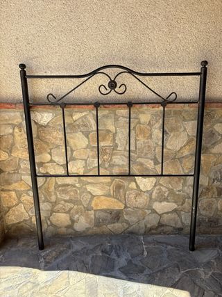 Cabecero de forja negro