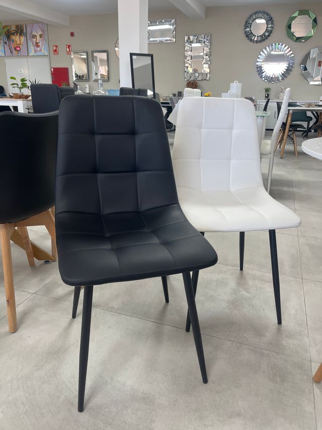 Sedie in ecopelle bianca e nera, confezione da 4