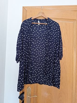 Camisa lunares azul Zara Talla L