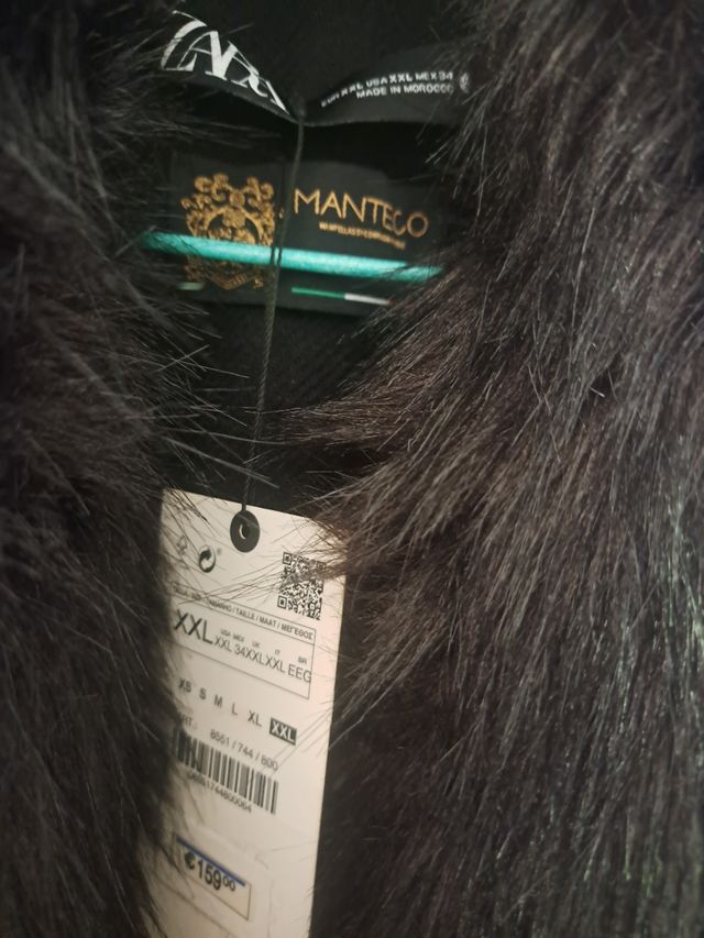 Abrigo Zara Negro Talla XL con Cuello Peludo