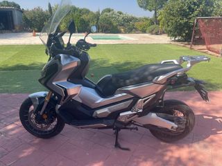 Moto Honda X-ADV 2021 Plata