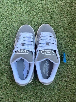 Adidas Campus Grises y Blancas