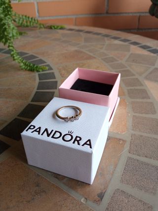 Anillo Pandora original 