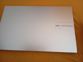 Portátil ASUS Vivobook Plata