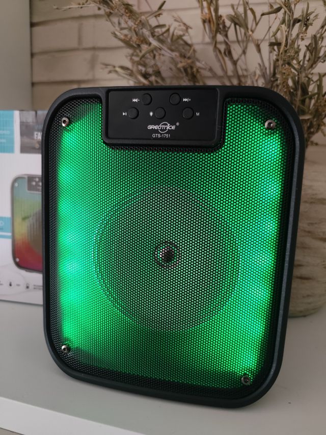Altavoz tamaño XL 6.5" con Luces RGB
