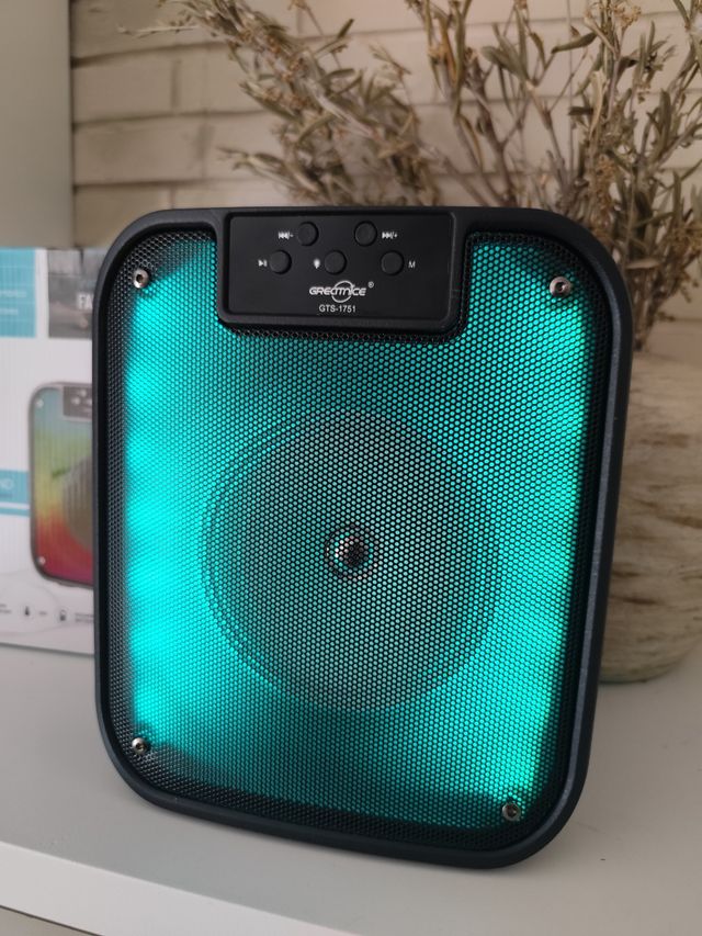 Altavoz tamaño XL 6.5" con Luces RGB