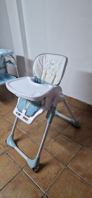 Trona infantil azul y blanco