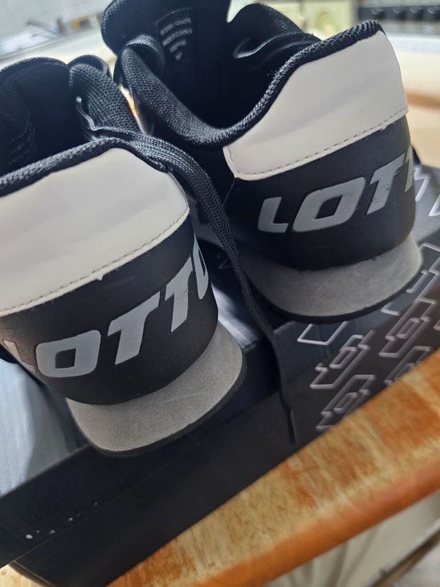 Scarpe Lotto nere