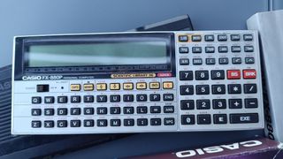 Casio FX-880P Calculadora Científica Personal