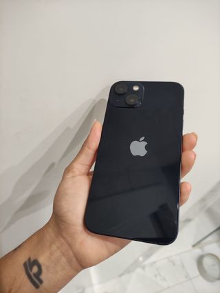 iPhone 13  Azul medianoche + Accesorios Nuevos


