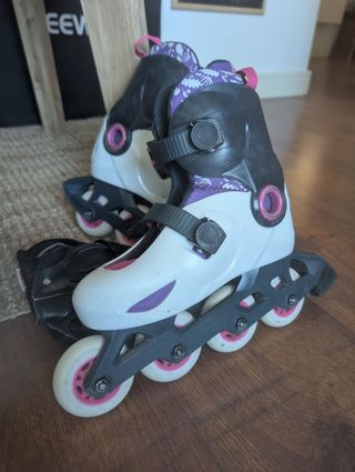 Patines en línea y casco infantil