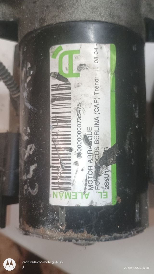 Alternador y arranque de Ford original.