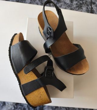 Sandalias de cuña verano negras