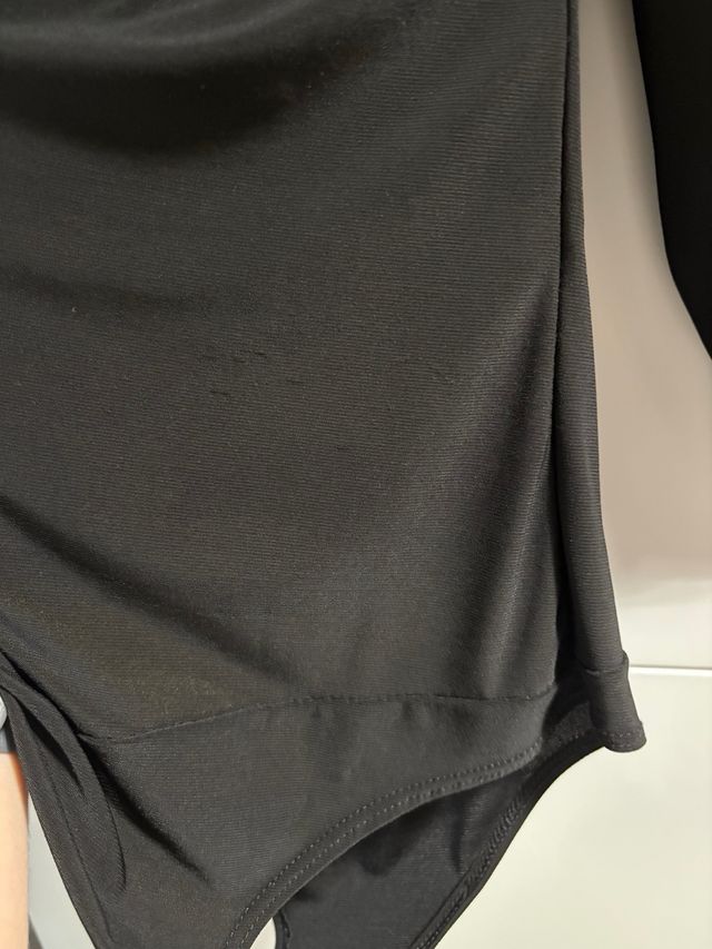 Blusa body nueva con transparencias