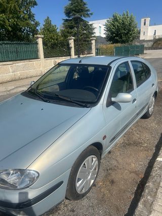 Renault Megane 2001