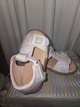 Sandalias niña multicolor