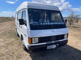 Furgoneta Vintage Mercedes-Benz mb120 1990