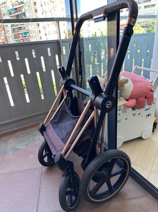 Cochecito + Silla Cybex E Priam y accesorios