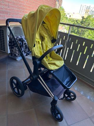 Cochecito + Silla Cybex E Priam y accesorios