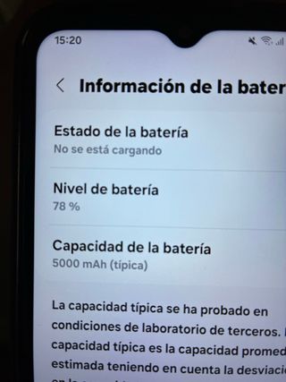 Teléfono Samsung A-14. con su caja