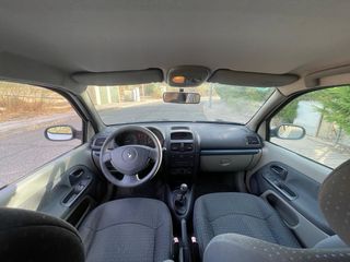 Renault Clio 2004