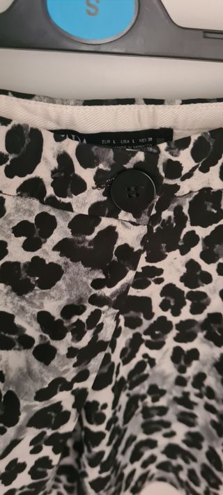 Falda pantalón estampado leopardo talla S