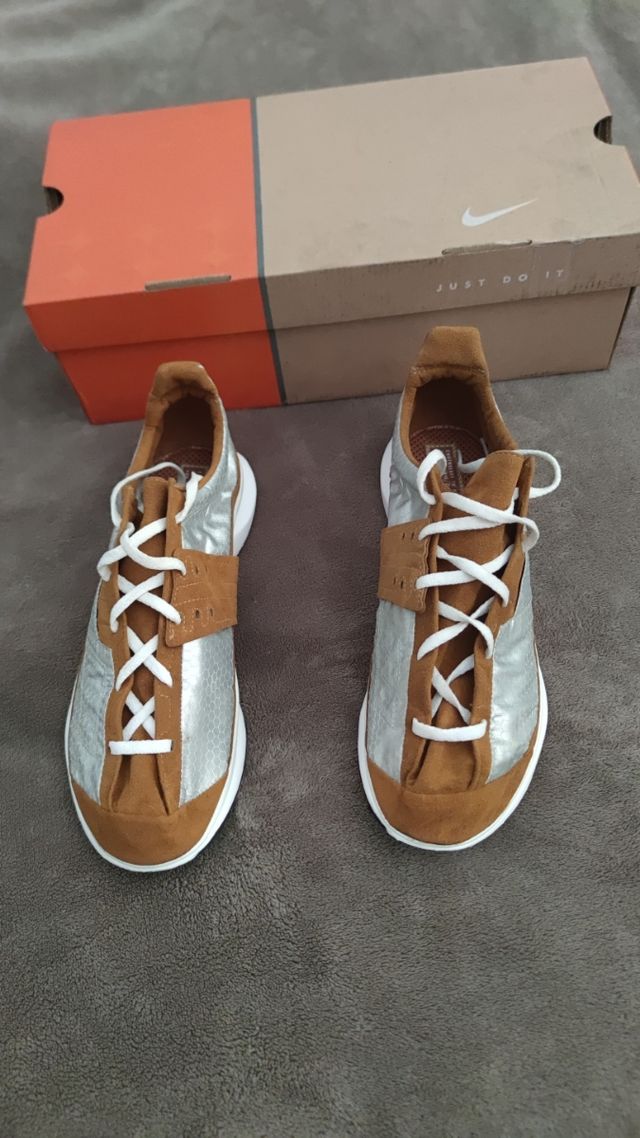 Zapatillas Nike Silver Fish 2002