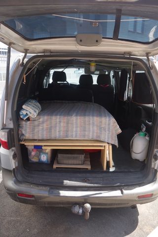 Hyundai H-1 2001