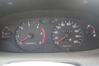 Hyundai H-1 2001