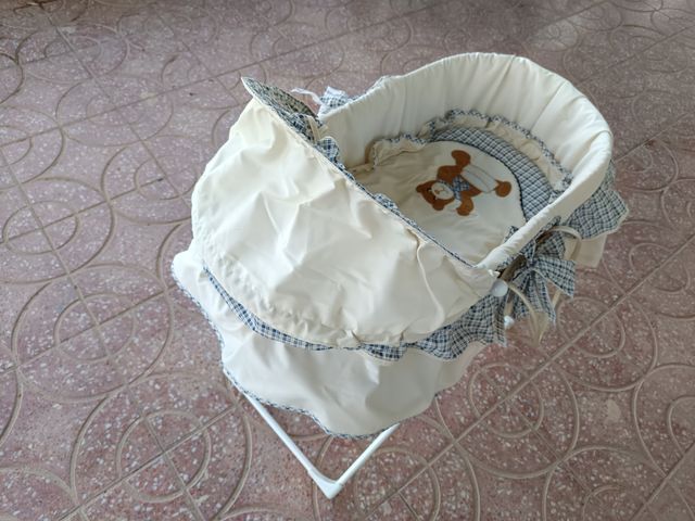 Capazo para bebé seminuevo