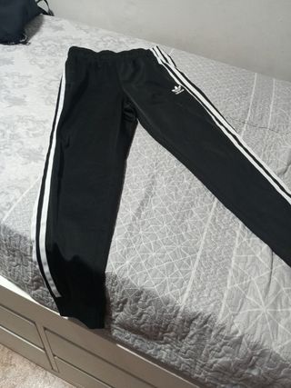 Pantalón Adidas chándal negro