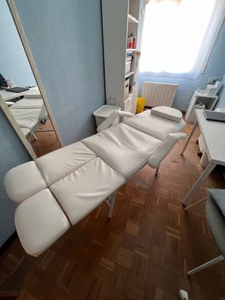 Silla de pedicura/estética blanca