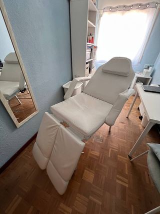 Silla de pedicura/estética blanca