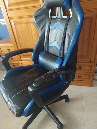 Silla Gaming Negra y Azul