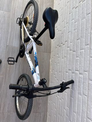 Bicicleta Rockrider ST 120 20” Niñ@ 6-9 años