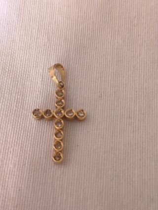 Cruz de oro 18k con brillantes