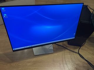 Dell XPS 8950 | i7-12700K | RTX 3060
 | 16 GB | 27»