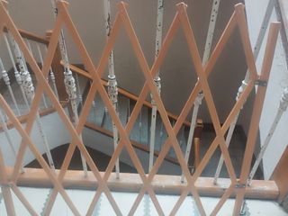 2 Puertas extensibles para separar estancias.