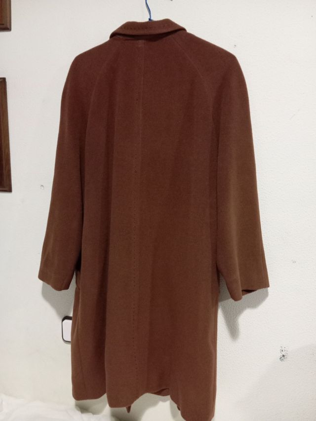 Abrigo de lana marrón