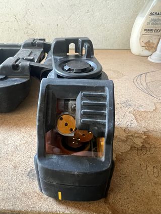 Medidor Láser Dewalt