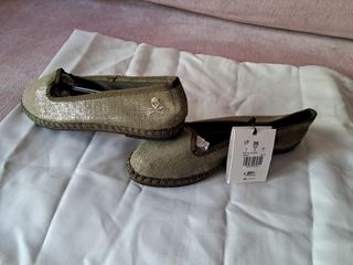 Manoletinas Scalpers doradas talla 36