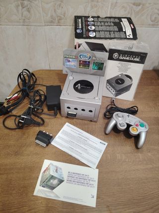 Nintendo GameCube en su caja