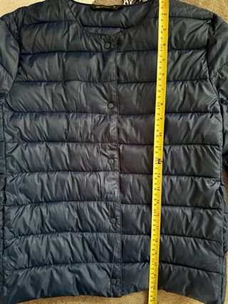 Chaqueta plumífero azul oscuro
