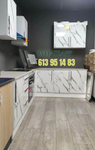 Cocina L 260x220 cm