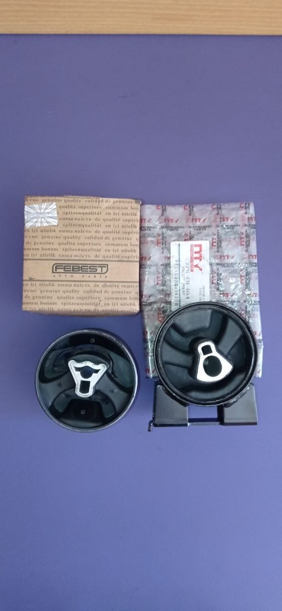 Soportes motor trasero/dlantero Chrysler Voyager. 