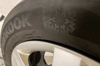 4 Neumáticos Invierno Mercedes A 185/65/15