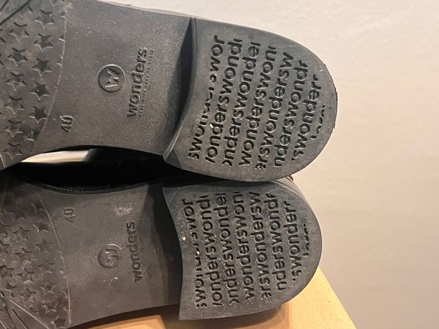 Stivali alti neri Wonders