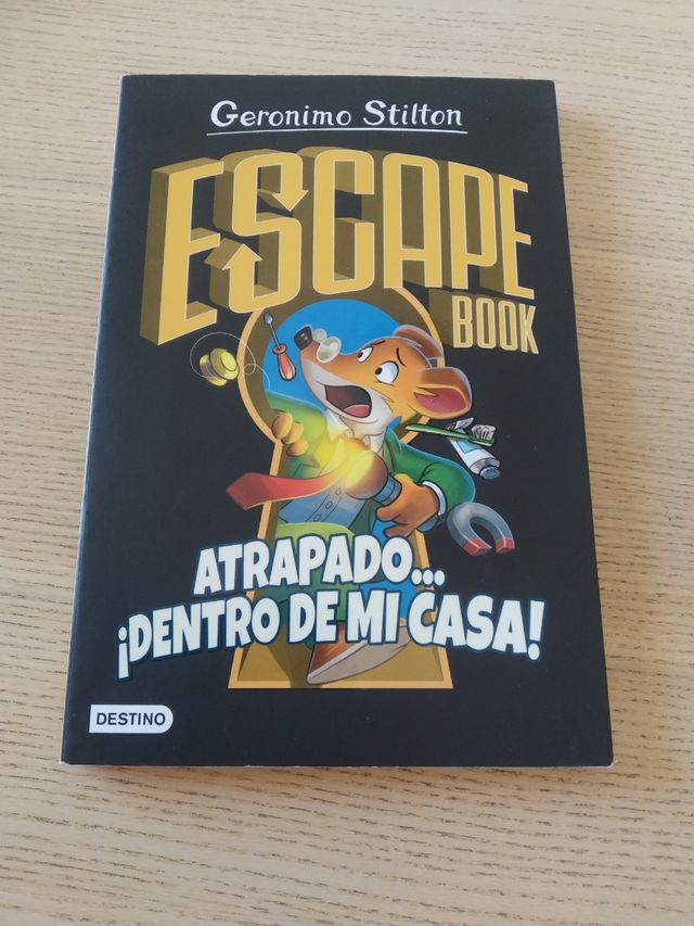 Gerónimo Stilton.
Escape book. Atrapado... ¡dentro