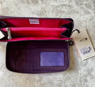 Monedero / Billetero Kipling Morado con etiquetas