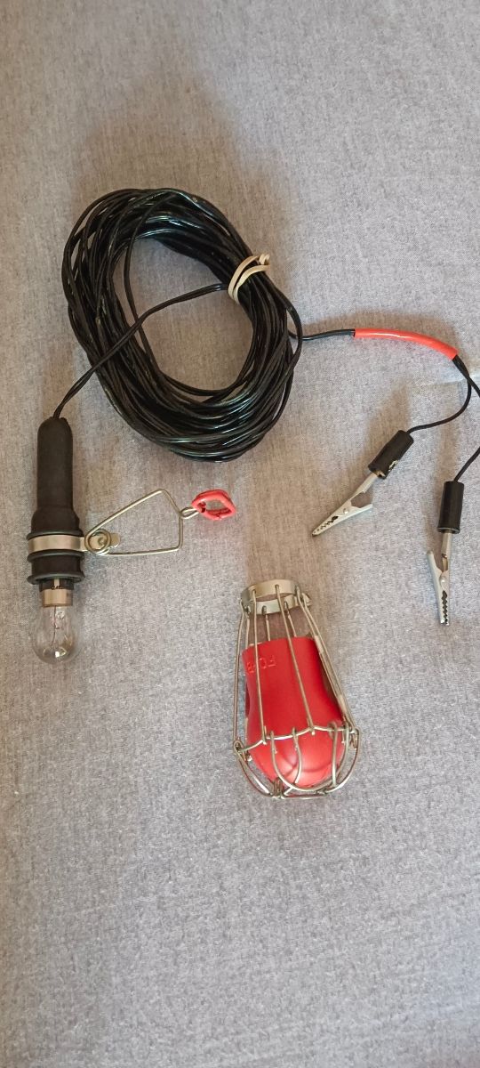 Luz de trabajo para coche con pinzas